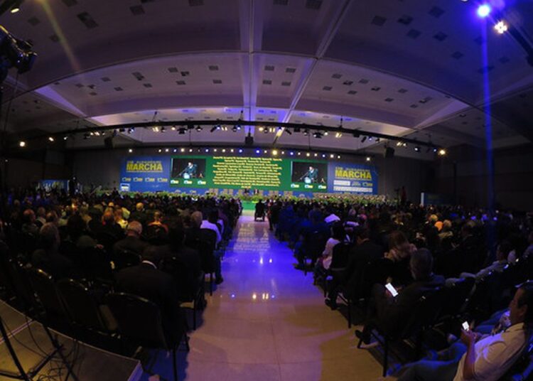 O maior evento político da América Latina vai destacar demandas urgentes nas áreas de saúde, educação, segurança, infraestrutura e sustentabilidade fiscal.  Imagem: Reprodução