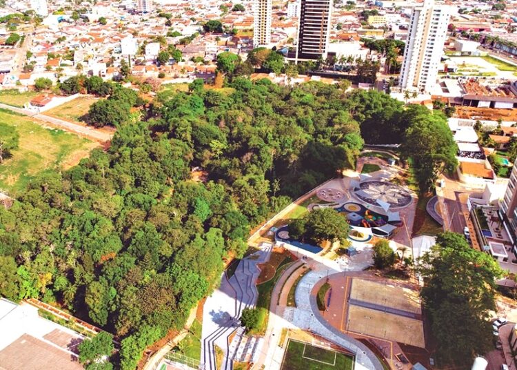 Parque das Águas e Jardim Botânico
