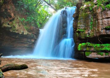 Cachoeira das Andorinhas em Damianápolis- Divulgação
