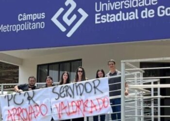Servidores da UEG estão em greve desde quinta-feira, 9 (Foto: Divulgação/Astueg)