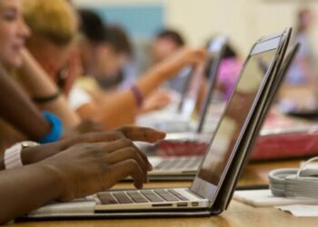 As inscrições devem ser feitas exclusivamente no Portal Único de Acesso ao Ensino Superior, na aba “Fies”. Imagem: Reprodução