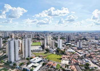 Edificação vai ocupar espaço em terreno próximo ao Colégio São Francisco, com localização privilegiada. Imagem: Divulgação