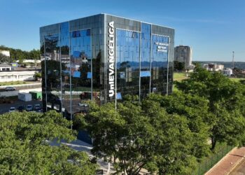 Avanços em pesquisa e extensão colocam a Universidade Evangélica de Goiás em destaque. Imagem: Divulgação