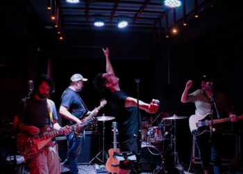 A banda Búfalo no Laranjal se apresenta neste domingo, 28/9. Imagem: Divulgação