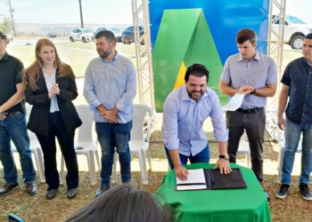 Márcio Corrêa em agenda com presidente da Goinfra, Pedro Sales