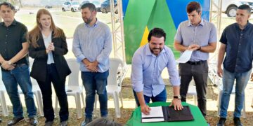 Márcio Corrêa em agenda com presidente da Goinfra, Pedro Sales