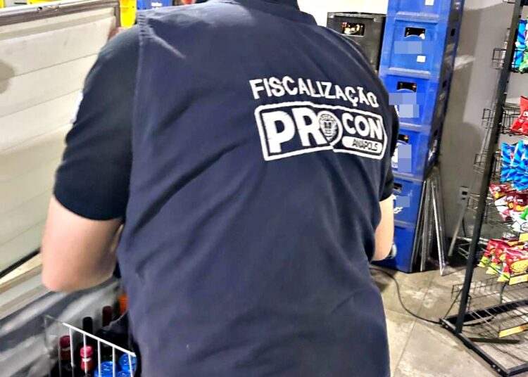 Fiscalização do Procon- Foto- Prefeitura de Anápolis