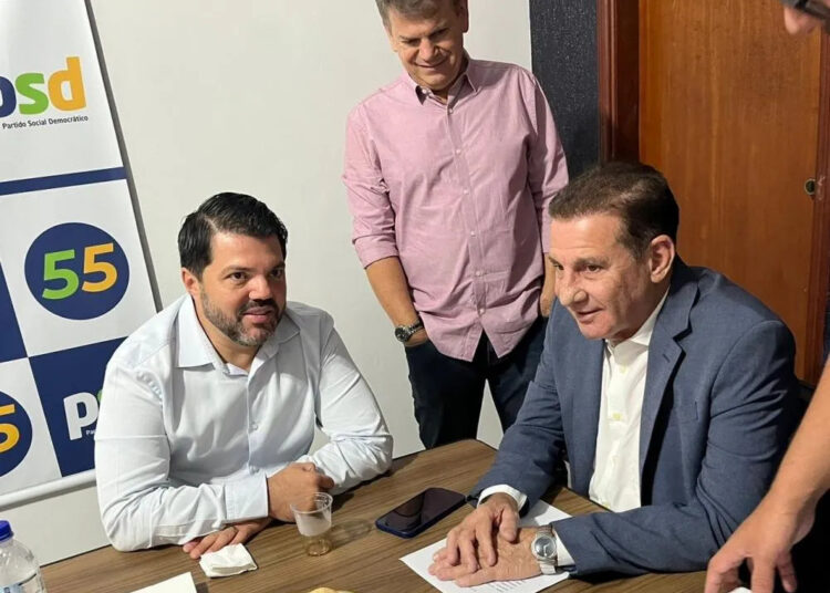 O encontro entre Márcio Corrêa e Vanderlan Cardoso reforça a movimentação política do senador, que busca ampliar apoios estratégicos em Anápolis. Imagem: Reprodução