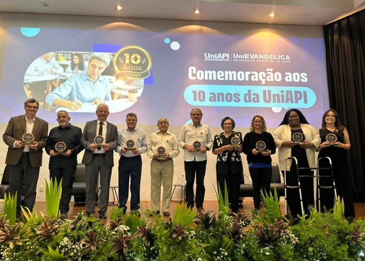 Uma noite histórica, marcada por homenagens e reconhecimento ao compromisso social da instituição. Imagem: Divulgação