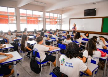 Milhares de estudantes vão retornar às salas de aula na rede estadual de ensino. Imagem: Reprodução