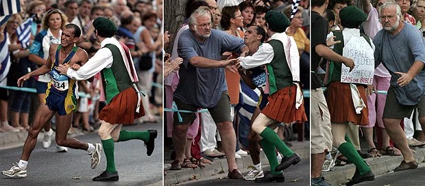 Ação de Polyvios Kossivas marcou a histórias dos jogos olímpicos. Foto: Divulgação