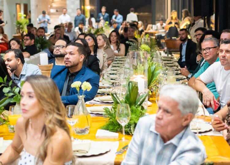 Convidados na avant-première de lançamento do projeto.