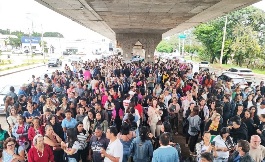 Assembleia dos Servidores Públicos- SindiAnápolis- Divilgação