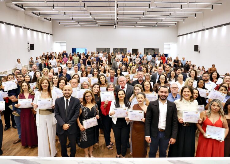 Homenagem a profissionais da odontologia- Foto Maycon Cardoso- Alego
