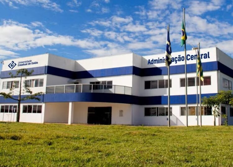 UEG faz chamamento de aprovados em concurso- Imagem de Divulgação