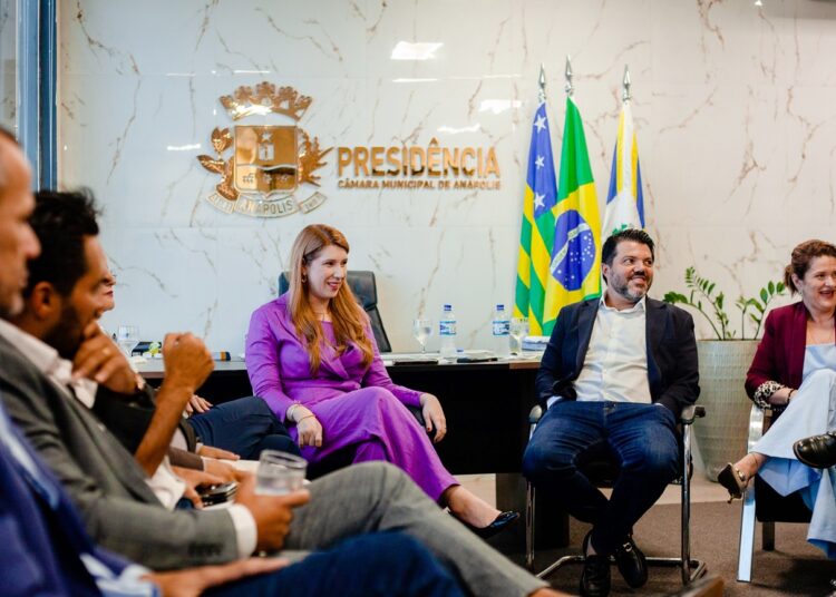 Visita do prefeito Márcio Corrêa à Câmara Municipal- Divulgação