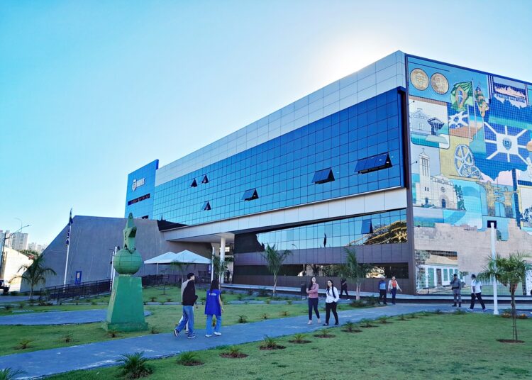 Centro Administrativo Adhemar Santillo- Anápolis- Foto Claudius Brito