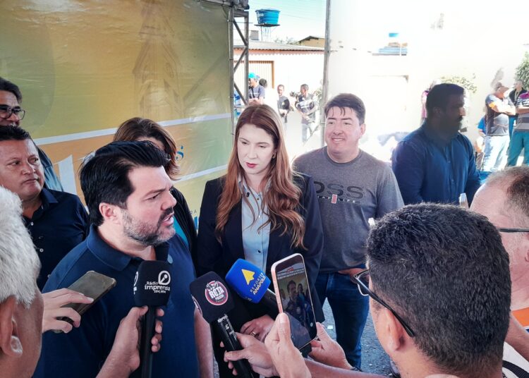 Entrega de Escrituras - Márcio Corrêa- Coletiva à Imprensa