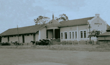 Estação Ferroviária Prefeito José Fernandes Valente, inaugurada em 7 de setembro de 1935