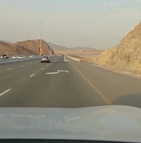 Para ouvir a melodia corretamente, o motorista precisa trafegar a aproximadamente 100 km/h. Imagem: Reprodução