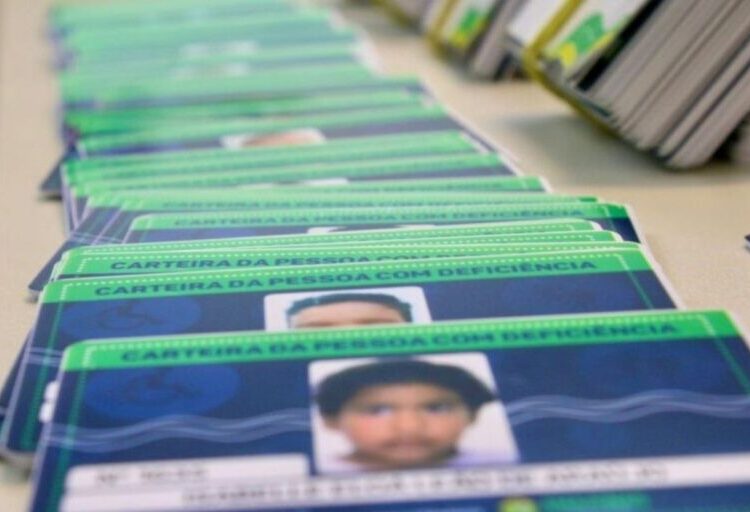 Documento assegura benefícios para PCDs. Imagem: Reprodução