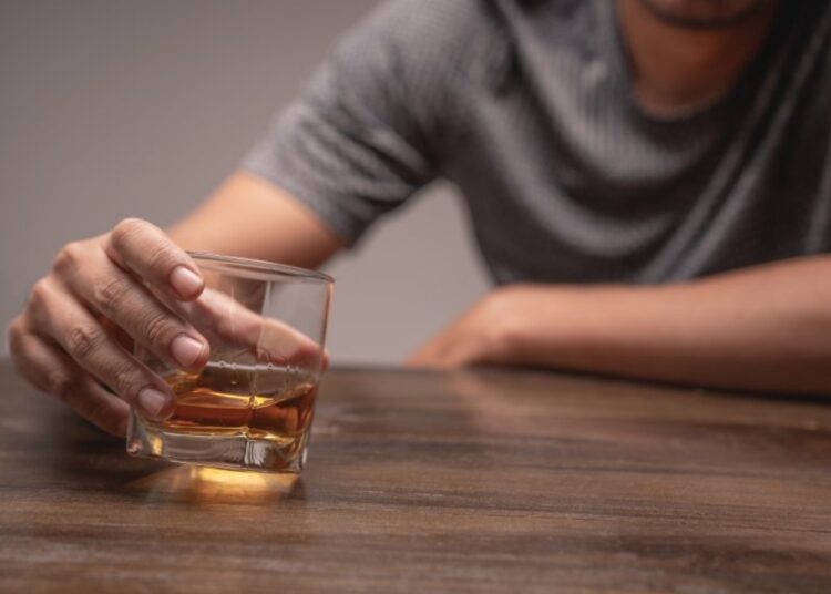 Aplicativo oferece orientação para quem quer se livrar do alcoolismo. Imagem: Reprodução
