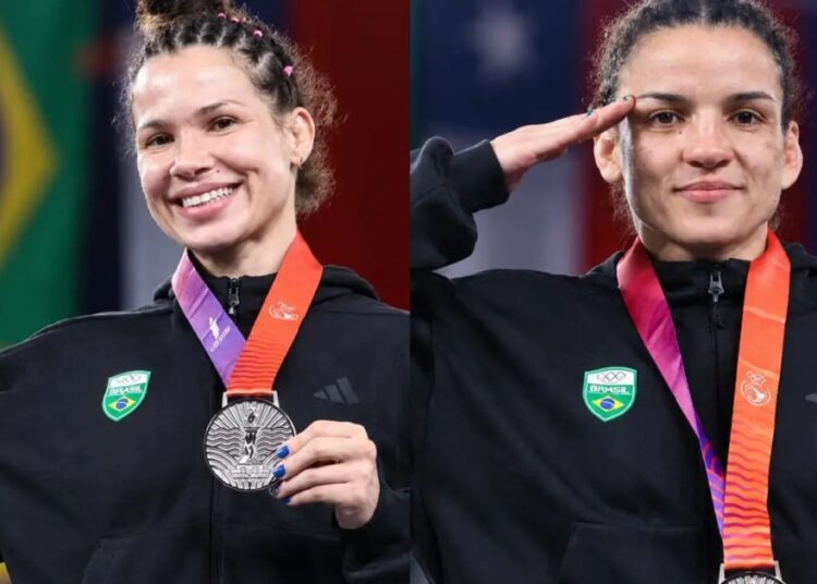Laís Nunes (esquerda) e Kamilla Baborsa (direita) medalhistas nos jogos Sul-Americanos - Foto: Divulgação CBW