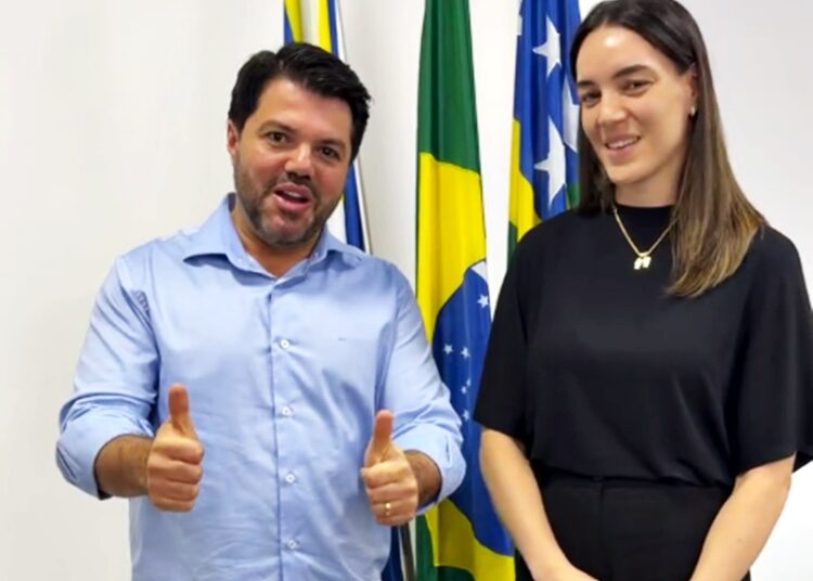 Márcio Corrêa e Carol do Amiltinho- Recorte do Instagram