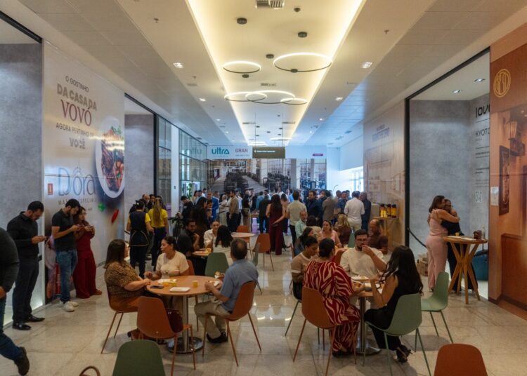 Área comum do Shopping Gran Life. Espaço soma mais de 4,4 mil metros quadrados